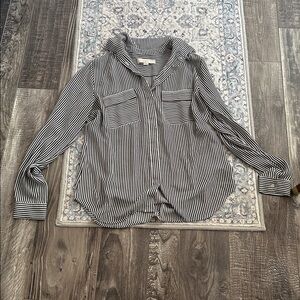 Loft navy blue striped blouse with front pockets (small)